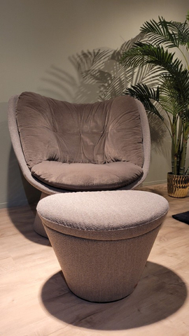 (Showroommodel) Montis Draaifauteuil & Poef Fabian