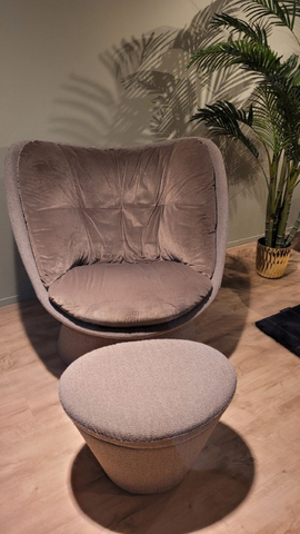 (Showroommodel) Montis Draaifauteuil & Poef Fabian