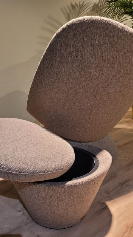 (Showroommodel) Montis Draaifauteuil & Poef Fabian