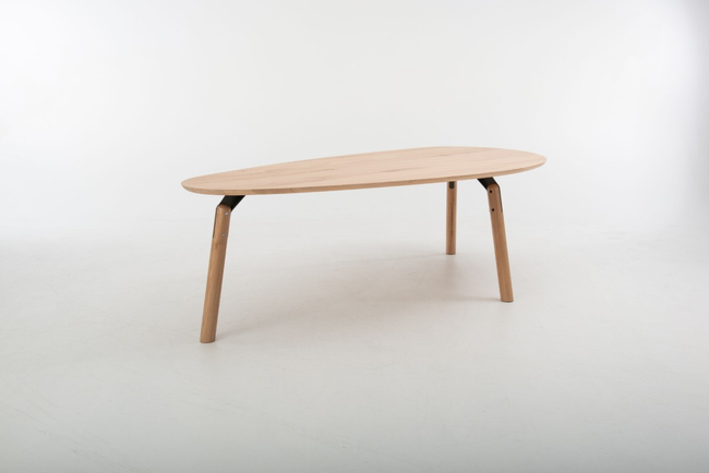 Bert Plantagie Eettafel Trinity Driehoek