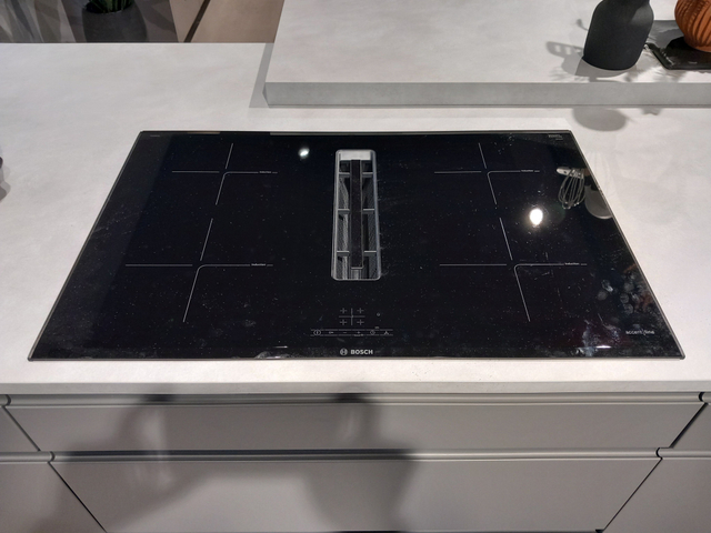 (Showroommodel) Keuken met schiereiland KB04