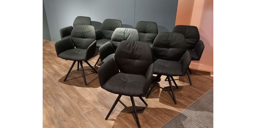 (Showroommodel) Mobitec Armstoelenset Mood 99 S/8