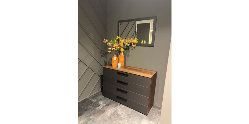 (Showroommodel) Nolte Commode & Spiegel Alegro