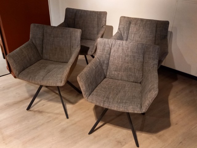 (Showroommodel) Label Armstoelenset Gustav JR S/4