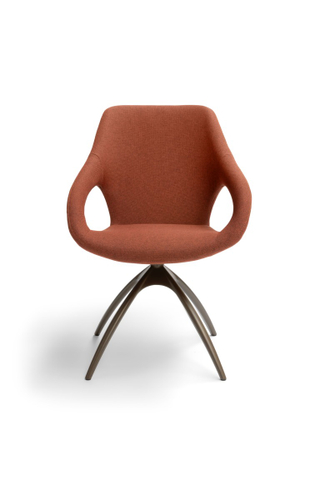 Bree's New World Armstoel Quby 