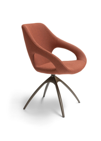 Bree's New World Armstoel Quby 