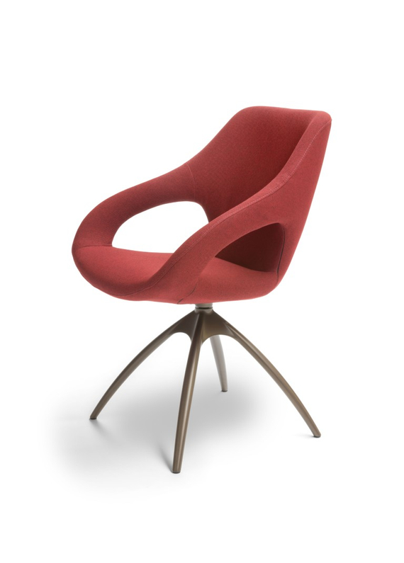 Bree's New World Armstoel Quby 