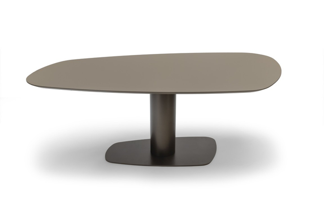 Bree's New World Eettafel Trapea Trapezium