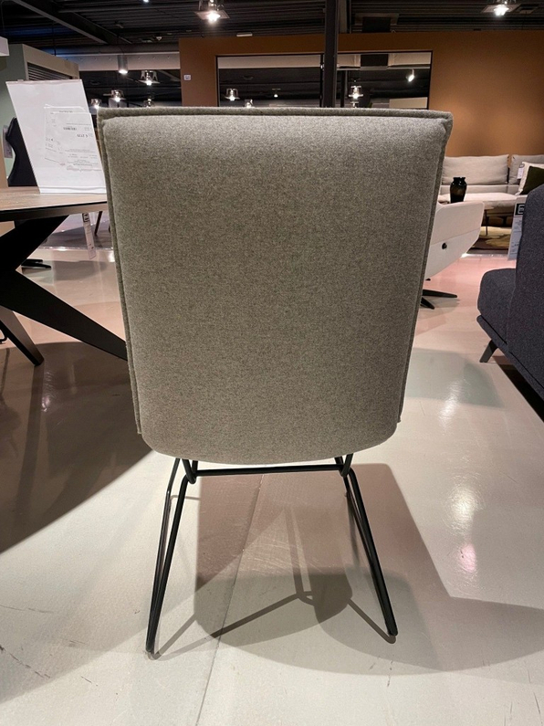 (Showroommodel) Eetset Wing Schoko