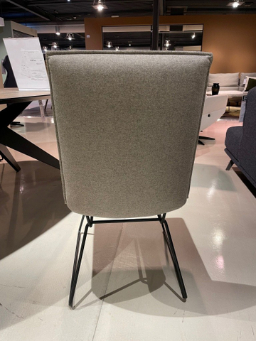 (Showroommodel) Eetset Wing Schoko