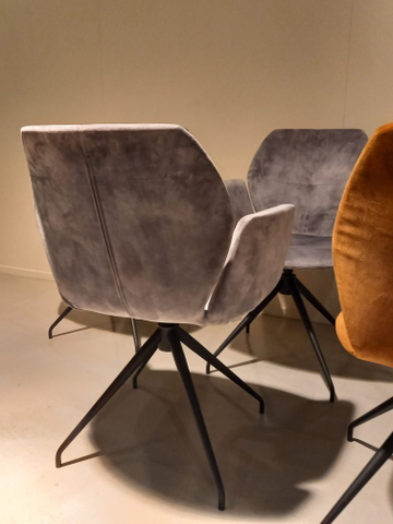 (Showroommodel) Mobitec Stoelenset Mood S/6