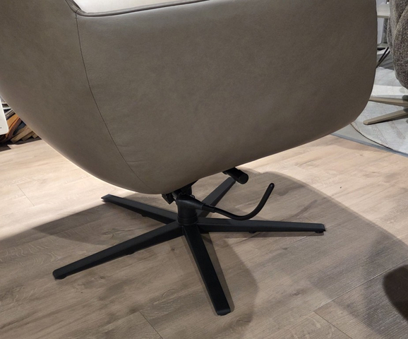 (Showroommodel)Topform Draaifauteuil&Hocker Faro