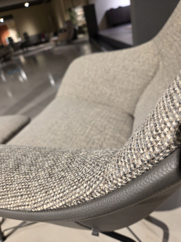 (Showroommodel) Jori Fauteuil & Poef Prelude