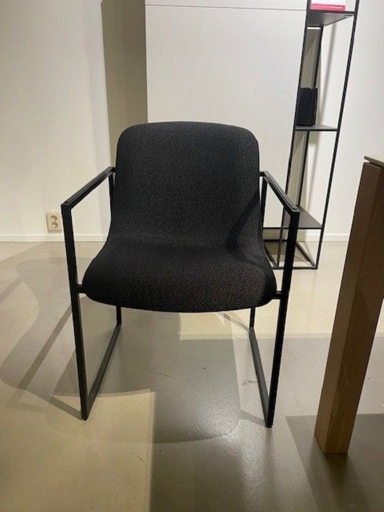 (Showroommodel) Arco Armstoelenset Frame S/6