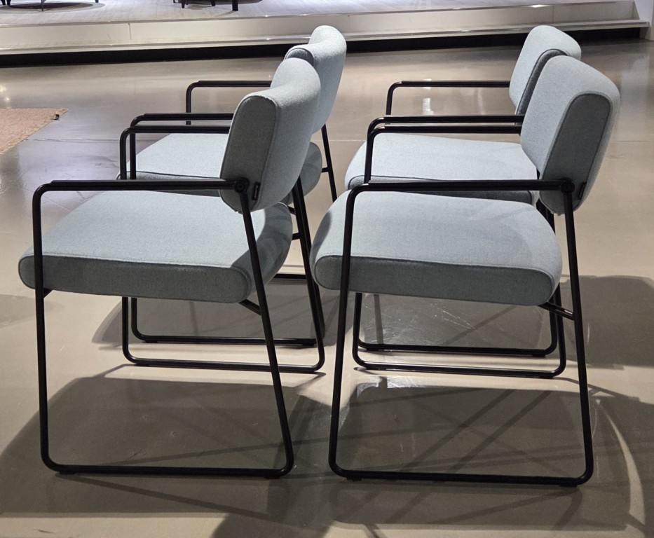 (Showroommodel)Harvink Armstoelenset Duck S/4