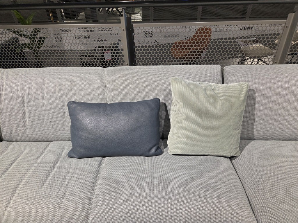 (Showroommodel)Leolux Hoekbank Devon Armada