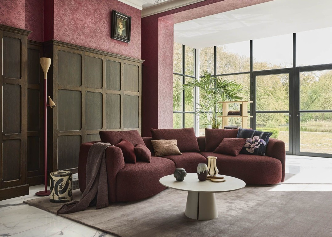 Design On Stock Elementenbank Clark Burgundy