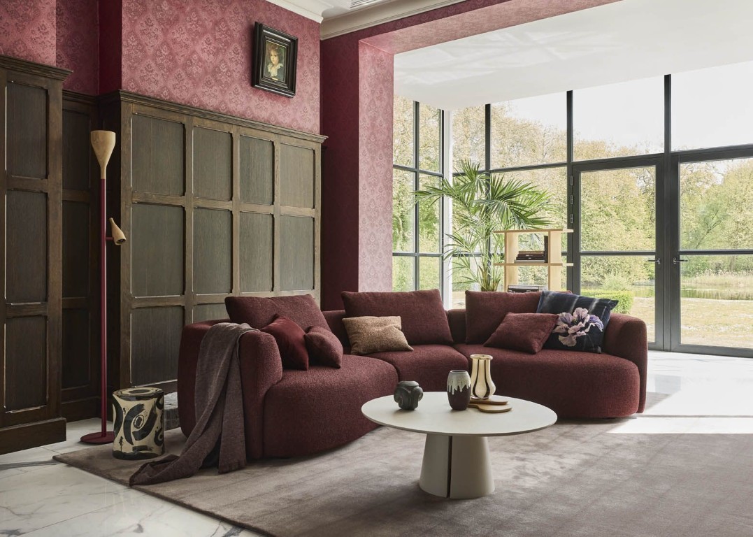 Design On Stock Elementenbank Clark Burgundy