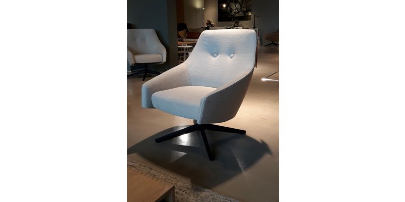 (Showroommodel) Montis Draaifauteuil Puklow