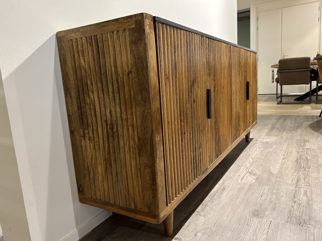 (Showroommodel) Eleonora Dressoir Carter 4-Deurs