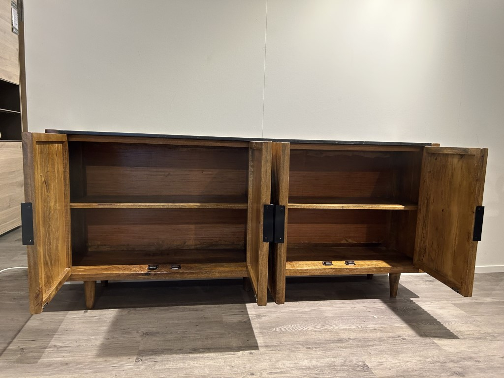 (Showroommodel) Eleonora Dressoir Carter 4-Deurs