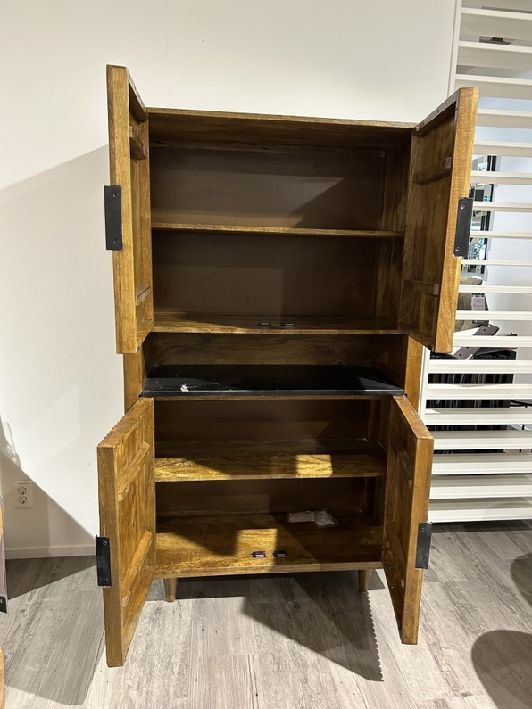 (Showroommodel) Eleonora Kabinet Carter