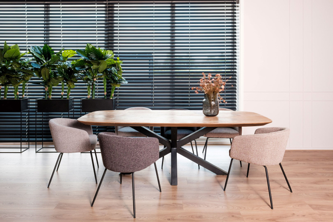 Eleonora Armstoel Astrid Licht Grijs