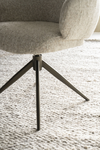 Eleonora Armstoel Darcio Taupe