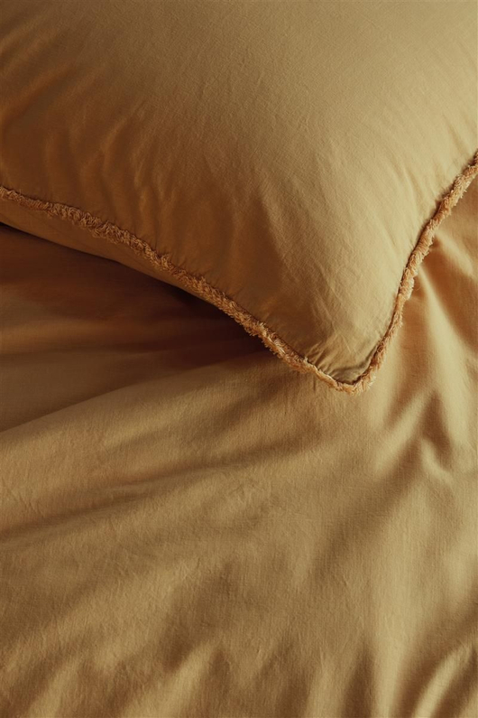 VTWonen DBO Natural Stone Fraying Yellow 240x200