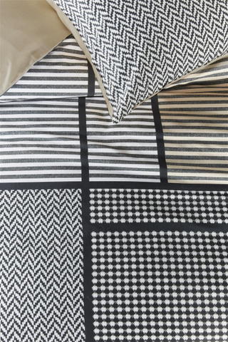 Beddinghouse Dekbedovertrek Jet Set Black 200x200