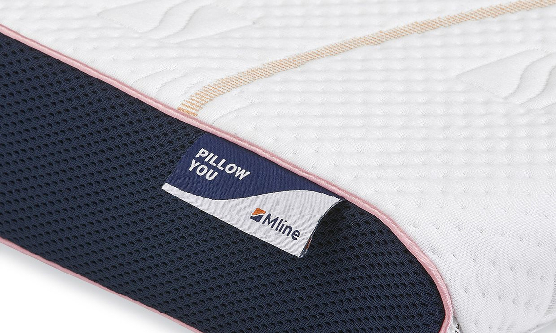 M Line Hoodkussen Pillow You Roze