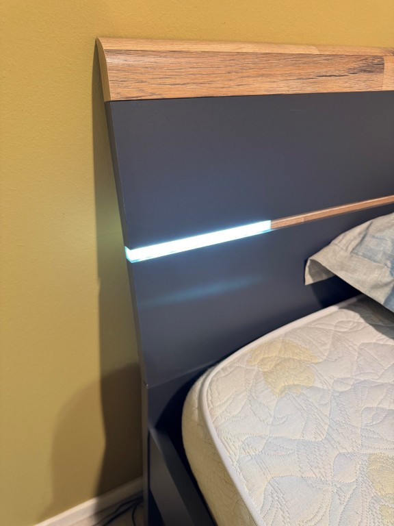 Ledikant Alex 180x200 met opbergladen