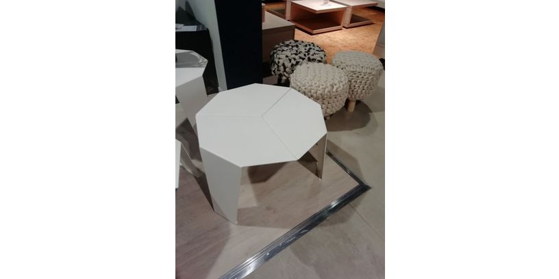 (Showroommodel) Bert Plantagie Bijzettafel Ufo Wit