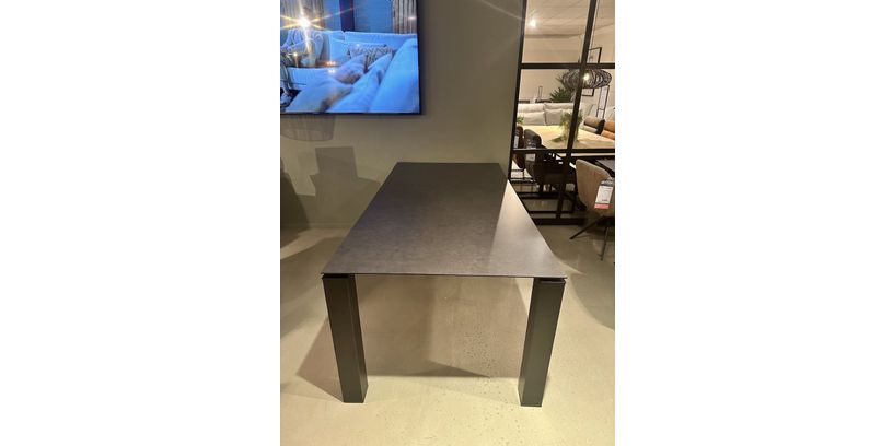 (Showroommodel) INHOUSE Eettafel Canarias
