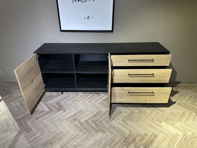 (Showroommodel) INHOUSE Dressoir Larente