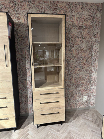 (Showroommodel) INHOUSE Vitrinekast Larente