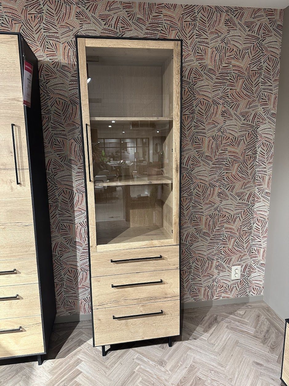 (Showroommodel) INHOUSE Vitrinekast Larente