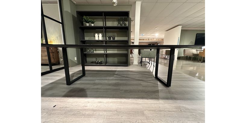 (Showroommodel)INHOUSE Eettafel Nemaro