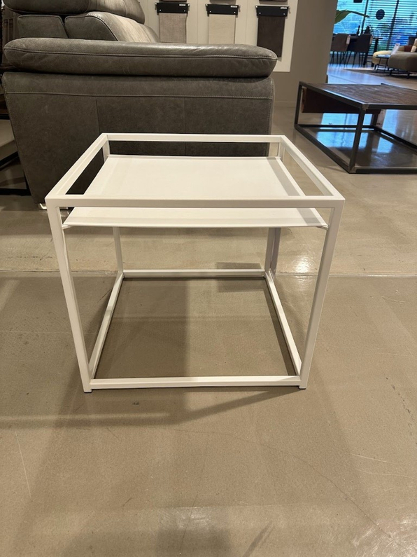 (Showrooommodel) INHOUSE Bijzettafel Thina Wit