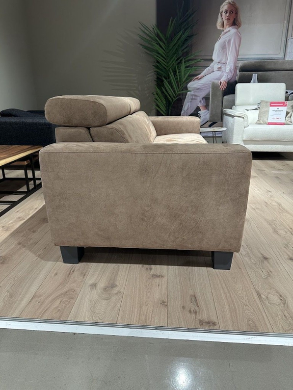 (Showroommodel) INHOUSE Bank Rigas 3-Zits Liver