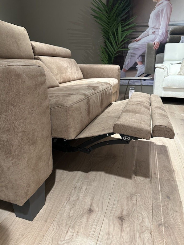 (Showroommodel) INHOUSE Bank Rigas 3-Zits Liver