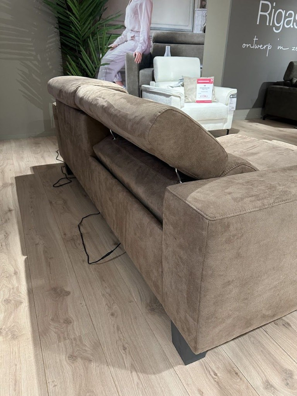 (Showroommodel) INHOUSE Bank Rigas 3-Zits Liver