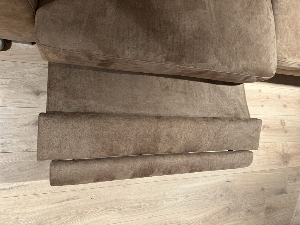 (Showroommodel) INHOUSE Bank Rigas 3-Zits Liver