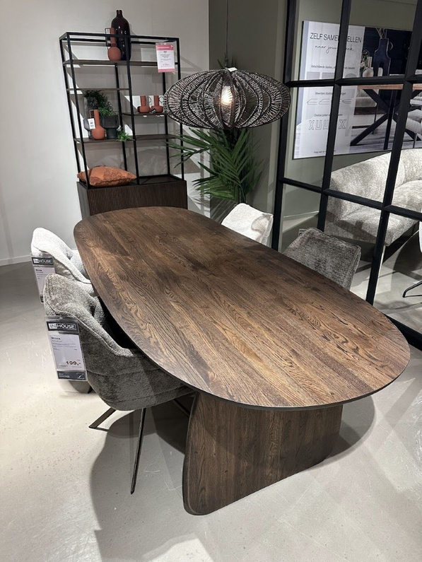 (Showroommodel) INHOUSE Eettafel Marandi