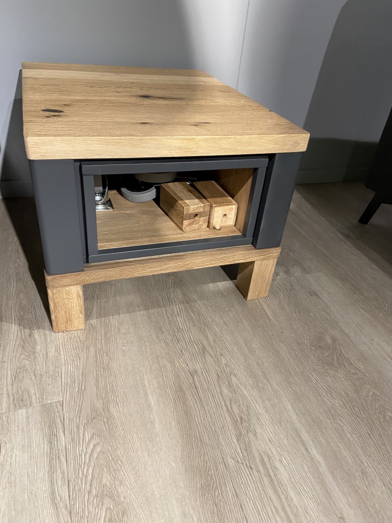 (Showroommodel) Bijzettafel Jardin