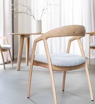 Shop Scandinavische stoelen bij Woonboulevard Poortvliet XXL