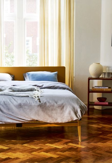 mustard bed frame | Woonboulevard Poortvliet XXL