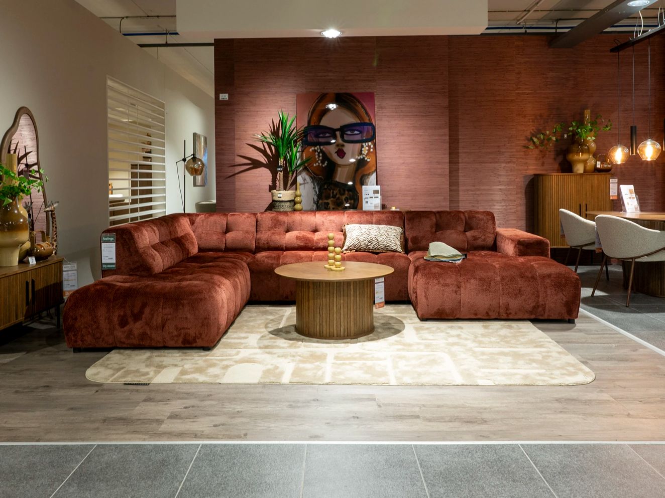Ontdek banken in onze showroom, kom langs bij Woonboulevard Poortvliet XXL