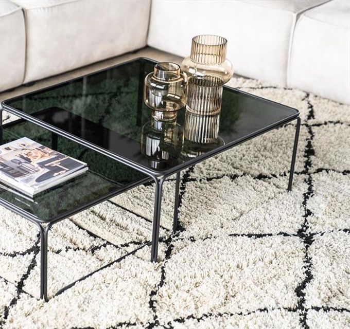 glazen tafeltje op vloerkleed | Woonboulevard Poortvliet XXL