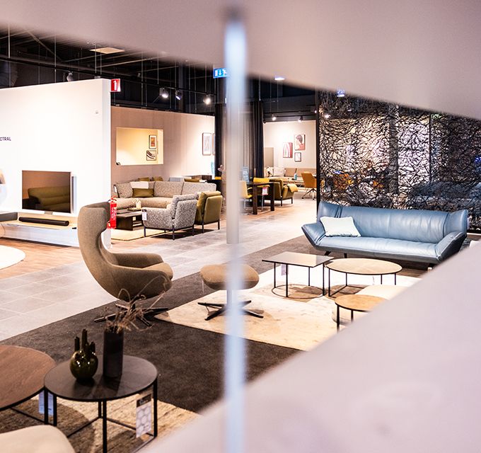 Plan je bezoek aan de Leolux Select store op Weyts Interieur | Woonboulevard Poortvliet XXL